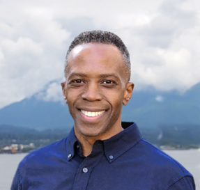 Portrait of Chris Townsend with mountains in the background